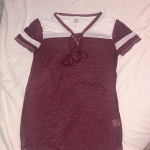 Burgundy tee (kohl’s)
